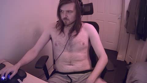 Snapshot of yeovil_alex chatting on December 2024 02:10:02 AM Alex online show from December 2024 02:10:02 AM