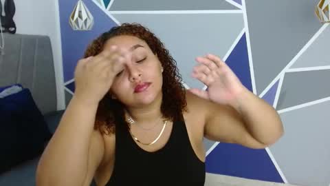 Snapshot of yera_carey chatting on November 2025 12:06:02 PM Yera online show from November 2025 12:06:02 PM