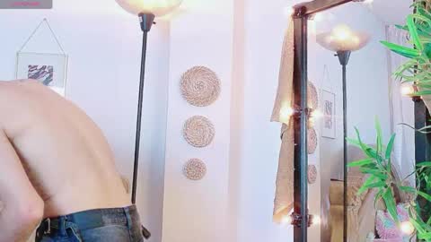 Snapshot of yeremmy_twink chatting on May 2026 06:58:01 PM yeremmy_twink online show from May 2026 06:58:01 PM