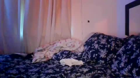 Snapshot of yesinchris7 chatting on July 2026 01:30:02 PM yesinchris7 online show from July 2026 01:30:02 PM