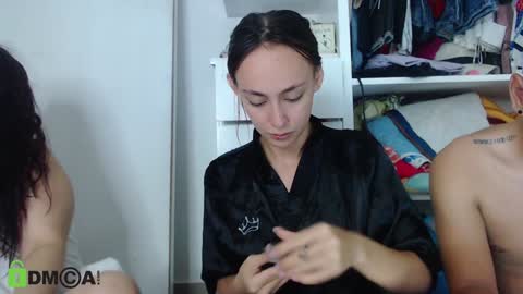 Snapshot of yessica_08 chatting on January 2025 03:57:02 AM yessica and andres online show from January 2025 03:57:02 AM