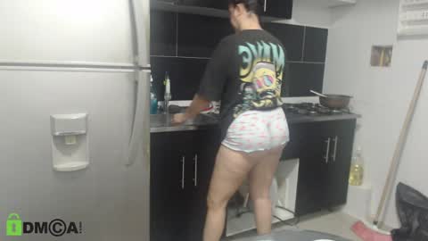 Snapshot of yessica_08 chatting on February 2025 11:21:02 PM yessica and andres online show from February 2025 11:21:02 PM