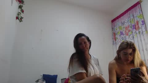 yessica and andres online show from January 2026 06:04:01 AM