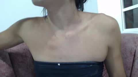 yessica and andres online show from April 2026 04:21:01 AM