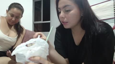 yessica and andres online show from May 2026 03:12:02 AM