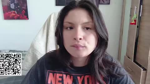 yessica_gomez01 online show from April 2026 06:53:02 PM