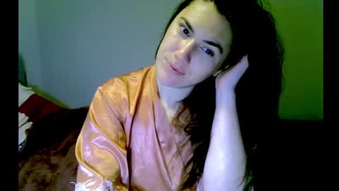 Snapshot of yesyoucanjustdoit chatting on February 2026 05:05:02 PM Kira online show from February 2026 05:05:02 PM