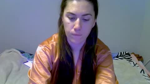 Snapshot of yesyoucanjustdoit chatting on March 2026 06:22:02 PM Kira online show from March 2026 06:22:02 PM