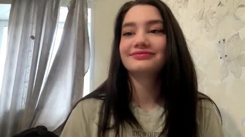 Sofia online show from December 2025 09:27:01 AM