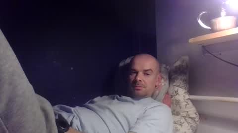 Snapshot of yewloo chatting on November 2025 06:20:02 PM yewloo online show from November 2025 06:20:02 PM