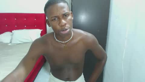 Snapshot of yeycom_hot07 chatting on February 2025 08:43:02 PM yeycom_hot07 online show from February 2025 08:43:02 PM