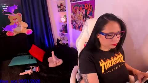 Luna online show from January 2026 02:36:02 AM