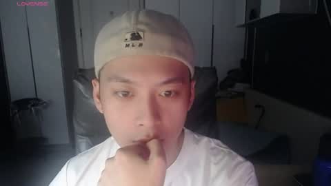 yichen009 online show from July 2026 07:38:02 PM