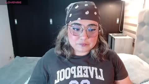 Snapshot of yini_angel07 chatting on May 2026 03:13:01 AM hii i am yini online show from May 2026 03:13:01 AM