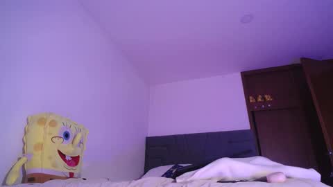 Snapshot of yinn_silver chatting on January 2025 01:10:02 AM Yiny online show from January 2025 01:10:02 AM