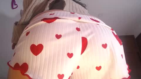 Snapshot of yinn_silver chatting on March 2025 04:46:01 AM Yiny online show from March 2025 04:46:01 AM