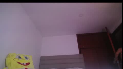 Yiny online show from June 2026 11:09:02 PM