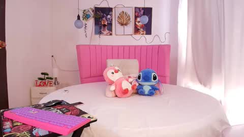 Snapshot of yised_vegas chatting on November 2025 04:31:02 PM yised online show from November 2025 04:31:02 PM