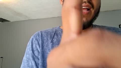 yisuscry66 online show from June 2026 09:02:01 PM