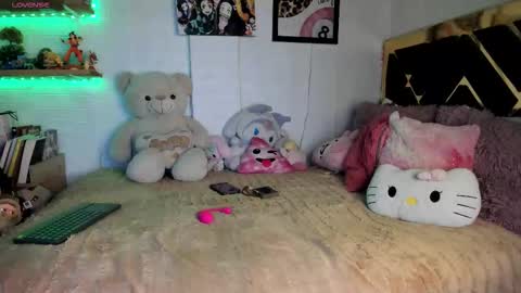 lucy online show from September 2025 06:51:02 AM