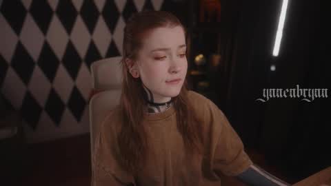 ynnenbrynn online show from November 2025 07:52:01 AM