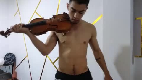 yo_zue online show from February 2026 09:53:01 PM