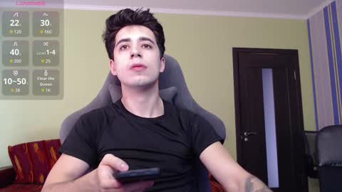 Snapshot of yofukashi chatting on October 2025 08:39:01 AM yofukashi online show from October 2025 08:39:01 AM