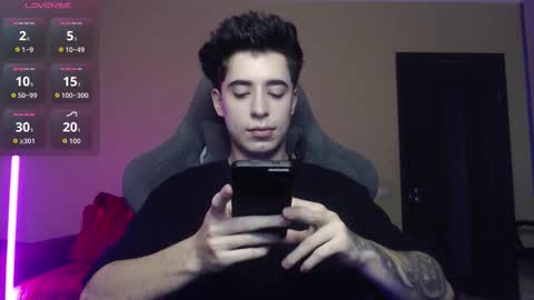 Snapshot of yofukashi chatting on November 2025 11:31:01 AM yofukashi online show from November 2025 11:31:01 AM