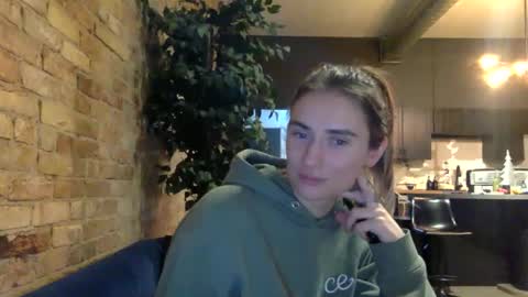 Snapshot of yogagirl777 chatting on December 2024 05:20:02 AM Ann Marie online show from December 2024 05:20:02 AM