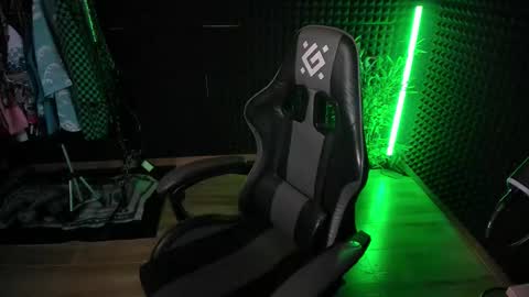 You can ask my name in pm online show from October 2025 05:51:01 AM