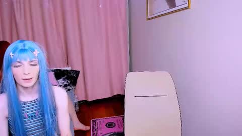 Mikaella - Mika online show from January 2026 04:18:01 AM