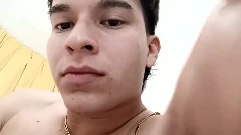 Yoiner y Mnica online show from January 2025 12:49:02 AM