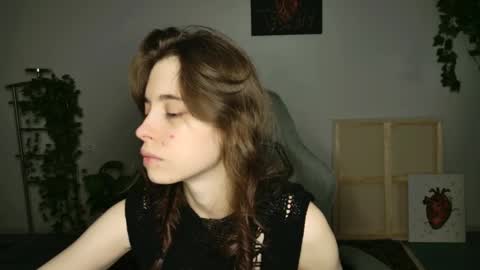 yoka_paradoxxx online show from November 2025 05:07:02 AM