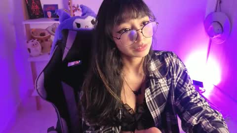 Yommi Winx online show from November 2025 07:44:02 AM