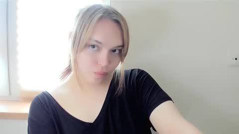 yomoyoo online show from February 2025 09:22:02 AM