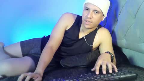 Yonat online show from May 2026 07:41:02 PM
