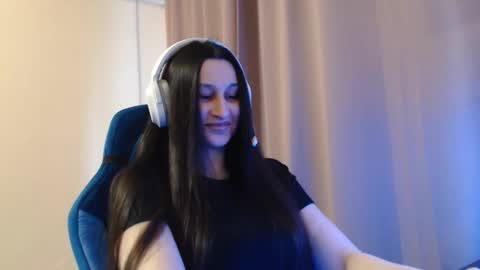 Sophie online show from March 2026 03:16:01 PM