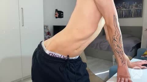 Yoo Dee Ohh online show from March 2026 10:23:01 AM