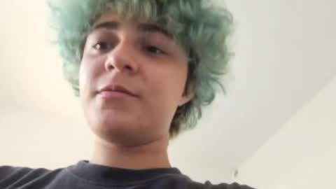 Little Mike Independent model online show from February 2026 06:04:02 PM