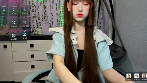 yoonhee_ki online show from April 2026 02:09:01 PM