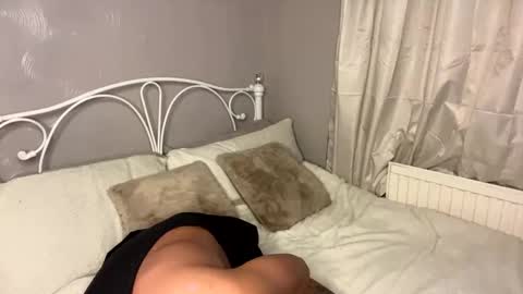 Snapshot of yorkshirelad208 chatting on February 2025 09:37:02 PM Harrison online show from February 2025 09:37:02 PM