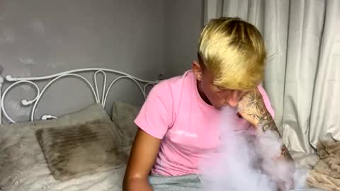 Harrison online show from November 2025 09:25:02 PM