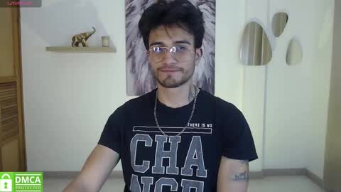 yoshy_man online show from January 2025 06:20:01 AM