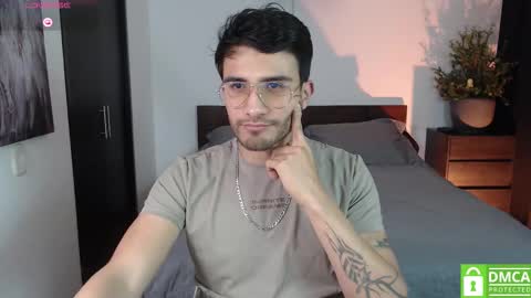 yoshy_man online show from October 2025 03:18:02 AM