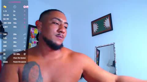 Snapshot of yosoy_enzo2020 chatting on October 2025 10:52:01 PM Enzo online show from October 2025 10:52:01 PM