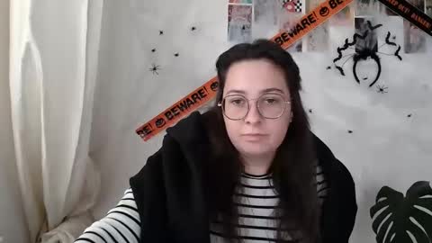 Snapshot of you_aurora chatting on September 2025 02:11:02 PM Aurora online show from September 2025 02:11:02 PM