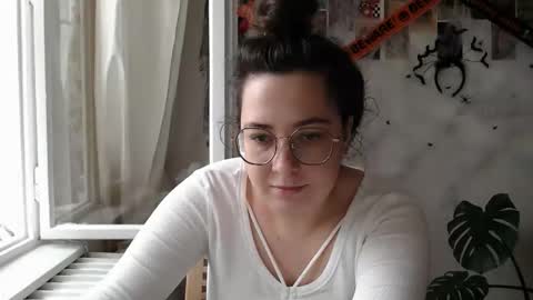 Snapshot of you_aurora chatting on October 2025 10:13:02 AM Aurora online show from October 2025 10:13:02 AM