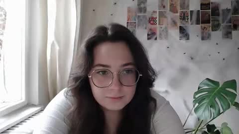 Snapshot of you_aurora chatting on November 2025 12:09:02 PM Aurora online show from November 2025 12:09:02 PM