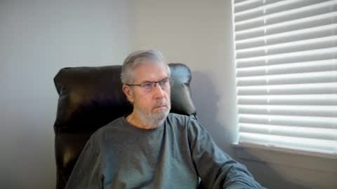 Colorado Guy Straight online show from September 2025 01:02:02 PM