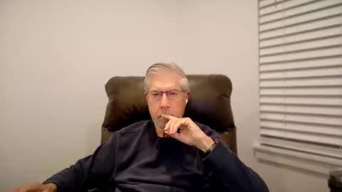 Colorado Guy Straight online show from November 2025 08:36:02 AM